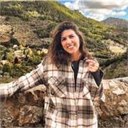 Profe de Ingles dando clases hace mas de 10 años. Con gran motivación en potenciar lo comunicativo con orientacion a adultos. 