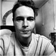 Soy profesor de Comunicación Audiovisual e Imagen y Sonido. Tengo el graduado y el máster de Comunicación Audiovisual.