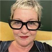 Highly experienced English tutor available for all levels of learning