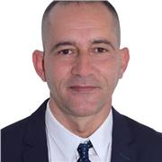 He dado clases particulares a niños u adultos de todas las edades, tanto para colegio como para instituto y oposiciones