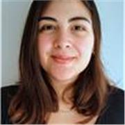 Instructora de matemáticas, dictado de clases con foco en reforzar el conocimiento mediante estrategias pedagógicas