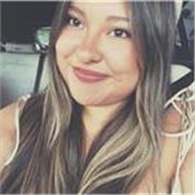 Estudiante que imparte clases de refuerzo de inglés. Yo misma tengo el C1 (CAE) y matrícula de honor (ING). Niños 4-17 años.