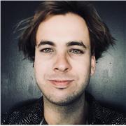 Rhythm runs through my veins and drumming is my heartbeat. Let me guide your journey through the exciting world of drums, from playing in your room - to rocking out on the big stage!