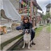 Studentessa universitaria appena diplomata con 90/100 al Liceo Scientifico