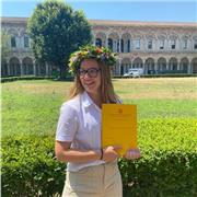 Ciao, mi chiamo Virna ho 23 anni e mi sono da poco laureata in Scienze dei beni culturali