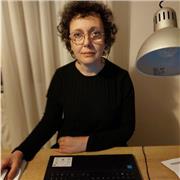 Interprete di francese impartisce lezioni di lingua francese medie inferiori e superiori