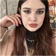 Laureanda in filologia impartisce lezioni in greco, latino e materie umanistiche per tutti i livelli