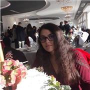 Diplomanda in scienze umane offre lezioni di matematica e storia