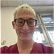 Student medycyny z doświadczeniem w udzielaniu korepetycji z biologii, chemii i matematyki na poziomie rozszerzonym i podstawowym