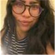 Docente de inglés con más de 10 años de experiencia acompañando a estudiantes de distintas edades y niveles