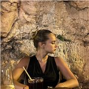 Universitaria de Sociologia (también he estudiado artes y diseño)