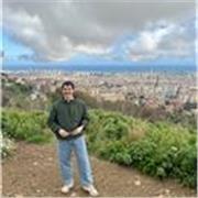 Nativo italiano, para cualquier persona. Soy una persona muy responsable y profesional 