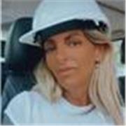 Ingeniera industrial con posgrado en docencia