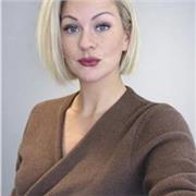 I am a coach and mentor with ten years of experience specialising in mental health and wellbeing.