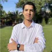 Estudiante de ingeniería comercial en la Universidad de los Andes ofreciendo clases particulares de matemática a niños de colegio