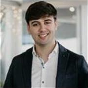 Universitario de 4 ADE+MKT con sobresaliente en Matemáticas de carrera y selectividad, imparte clases de forma online/presencial