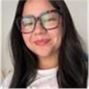 Profesora de inglés con experiencia internacional, viví en Estados Unidos y ofrezco clases dinámicas y personalizadas.