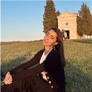 LAUREATA MAGISTRALE CON LODE IMPARTISCE RIPETIZIONI DI LATINO E GRECO