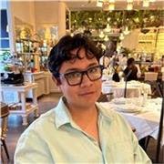 Maestro de Español para clases virtuales