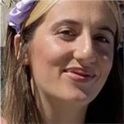 Soy integradora social y ofrezco refuerzo de ESO, cuidado de niños, mayores y apoyo a personas en situación de dependencia.