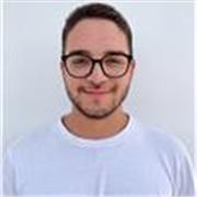 Profesor especializado en el acompañamiento escolar de los estudiantes