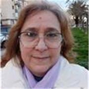 Profesora graduada de Ciencias de la Computación, con más de cinco años enseñando 