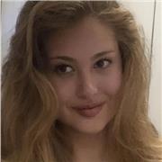 Soy Judith. Estudiante universitaria de doble carrera de historia del arte y estudios clásicos de la antigüedad. Me considero una persona simpática, dedicada y responsable.