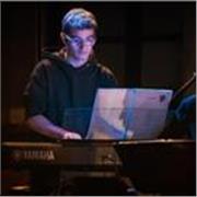 Professor de piano per totes les edats i nivells
