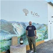 Profesor titulado con más de 10 años de experiencia en dibujo y pintura, ofreciendo clases de dibujo , modelado 3D, diseño gráfico