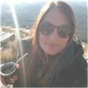 Profesora imparte clases particulares online