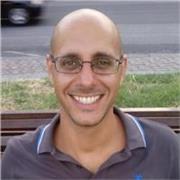 Se stai cercando una persona che ti supporti nello studio, accompagnandoti con entusiasmo e pazienza, sono qui per sostenerti!