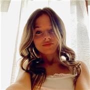 Studentessa V anno liceo scienze umane a Villa Greppi. Offro servizio di aiuto compiti e o ripetizioni per elementari e medie