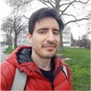 Profesor de ciencias imparte clases en línea (matemáticas, química, física, inglés y más) para todas las edades.