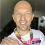 I am a French Speaker living in the UK for the past 23 years. I am a fun, reliable and understanding person able to teach anyone