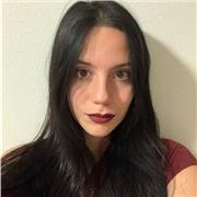 Soy graduada en Filología Clásica y ofrezco clases de inglés, lengua, latín, griego y filosofía.