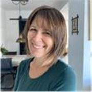 English for all ages online. You can study English with me from home.