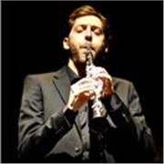 Professor i intèrpret del clarinet amb més de 15 anys d'experiència. Ofereixo classes a gent de totes les edats