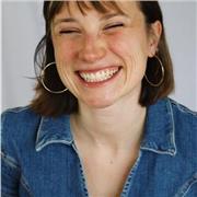 PROF DE YOGA ET THEATRE PAR MARIE ANNE