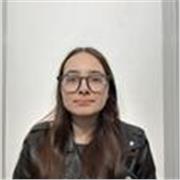 profesora de catalán para preescolar aunque me adapto a cualquier otra materia de 2 a 5 años 