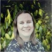 Expert GCSE English tutor helping students achieve success