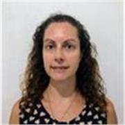 I am a native English speaker of the English language. I can help my students with grammar and to improve their speaking skills