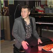 Bonjour je m'appelle Pierre-Quentin j'ai 23 ans et je peux aider les élèves en difficulté sur l'histoire.