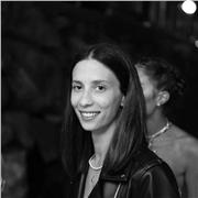 Studentessa magistrale in International Relations, Politics & Trade impartisce lezioni di inglese per livelli A1/A2/B1/B2