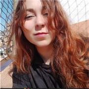 Profesora titulada en primaria con especialidad de inglés y fomento de la lectura. Mucha experiencia laboral de refuerzo y tutora.