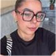 Profesora de materias de primaria y algunas de secundaria