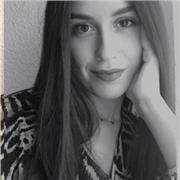 Estudiante universitaria ofrece clases particulares a niños/as de cualquier asignatura de ESO y primaria