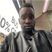 Bonjour moi c’est Pierre je suis spécialisé dans la danse afro