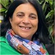 Professeur de français  bilingue italien 10 ans expérience . Formation  traduction et préparation certificat Voltaire .