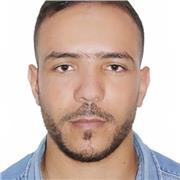 Titulaire d’un Master en Sciences des Aliments et Bioproduits, je possède une expertise approfondie en biologie, biochimie