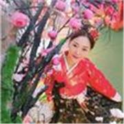 Canadian Citizen, but I am Korean native speaker with ten years of teaching Korean experience